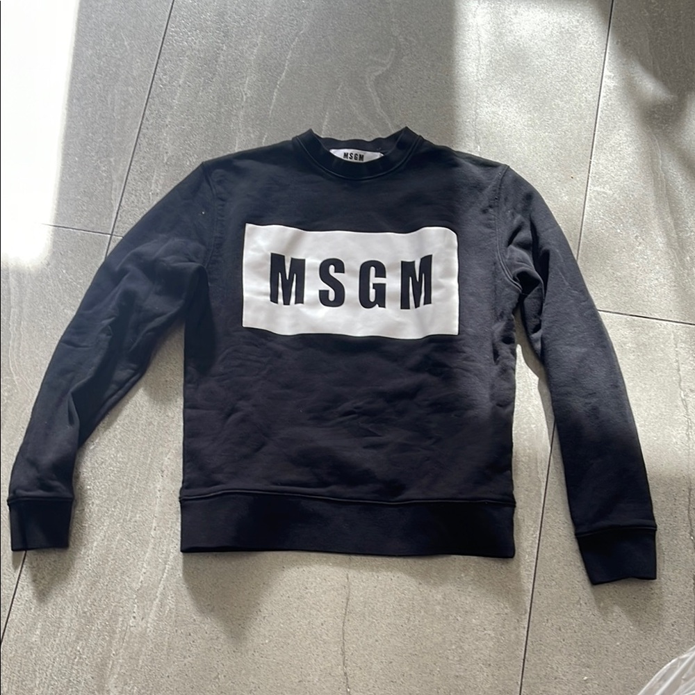 Black Sweater - Picture 1 of 2